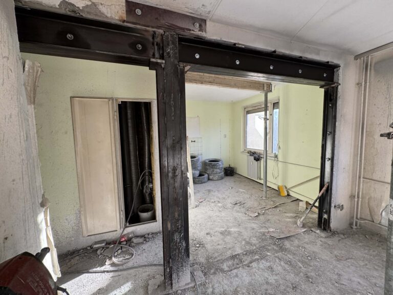 1b86de16-d829-4125-8557-1cb650b0e99a