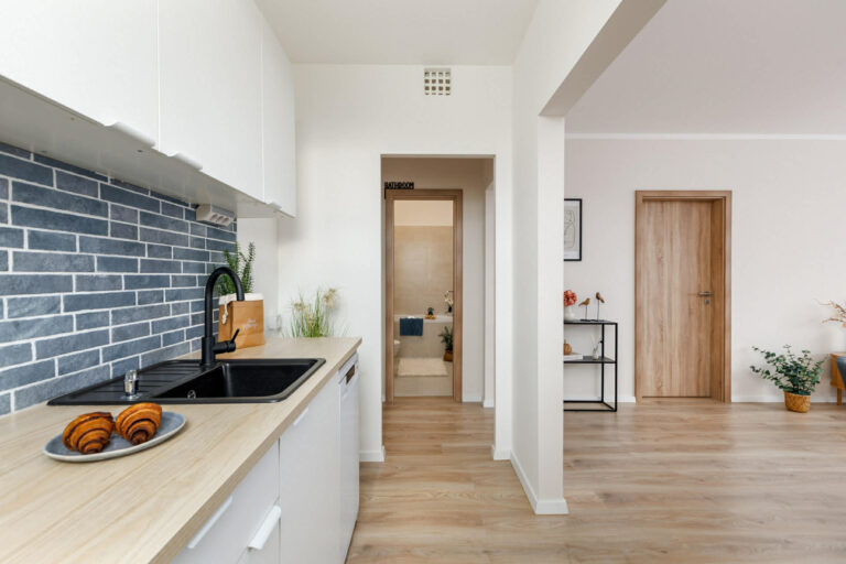 21bc0767-5176-4d3a-a24c-fbde9e762263