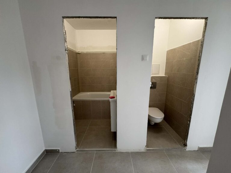 439da690-42e4-41c1-936e-2b6923c44ebf