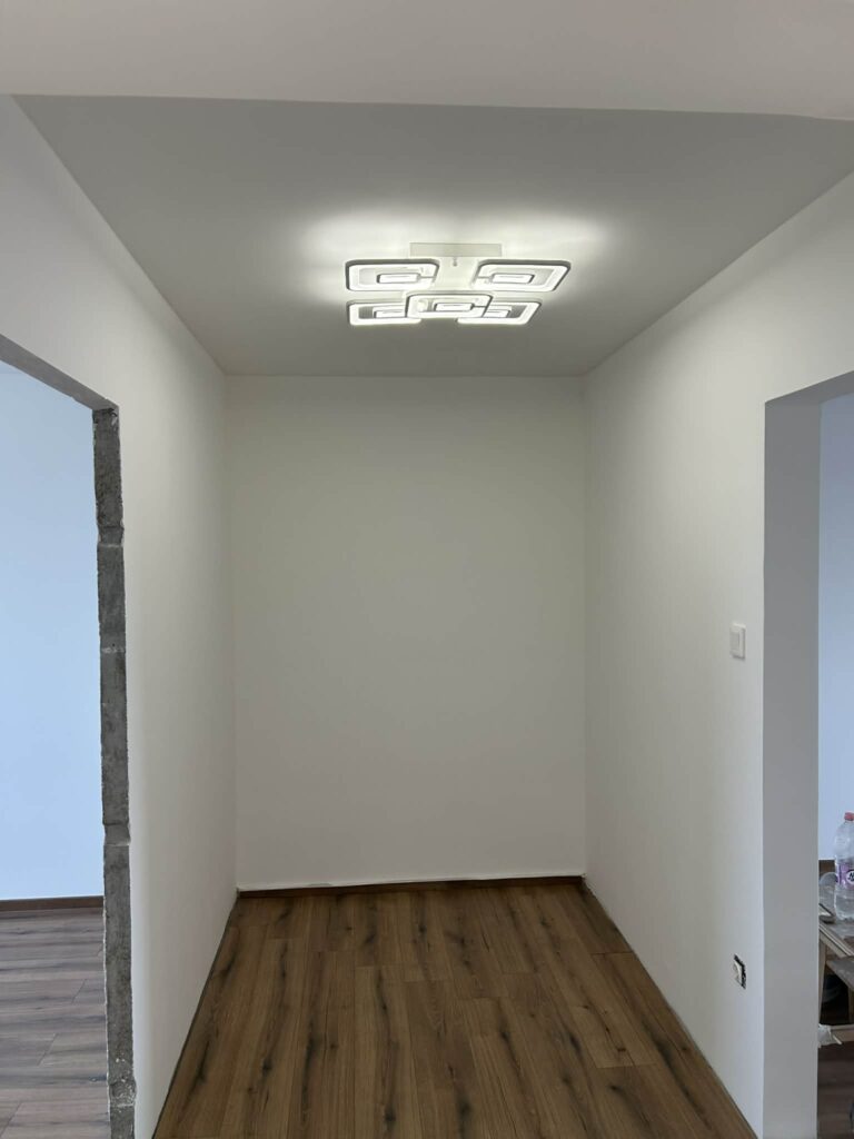 6552c379-0e0b-4234-9276-06675571394a