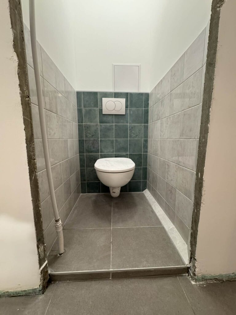 e61eccf0-75e9-442b-b68a-c1e8da5b9fb9